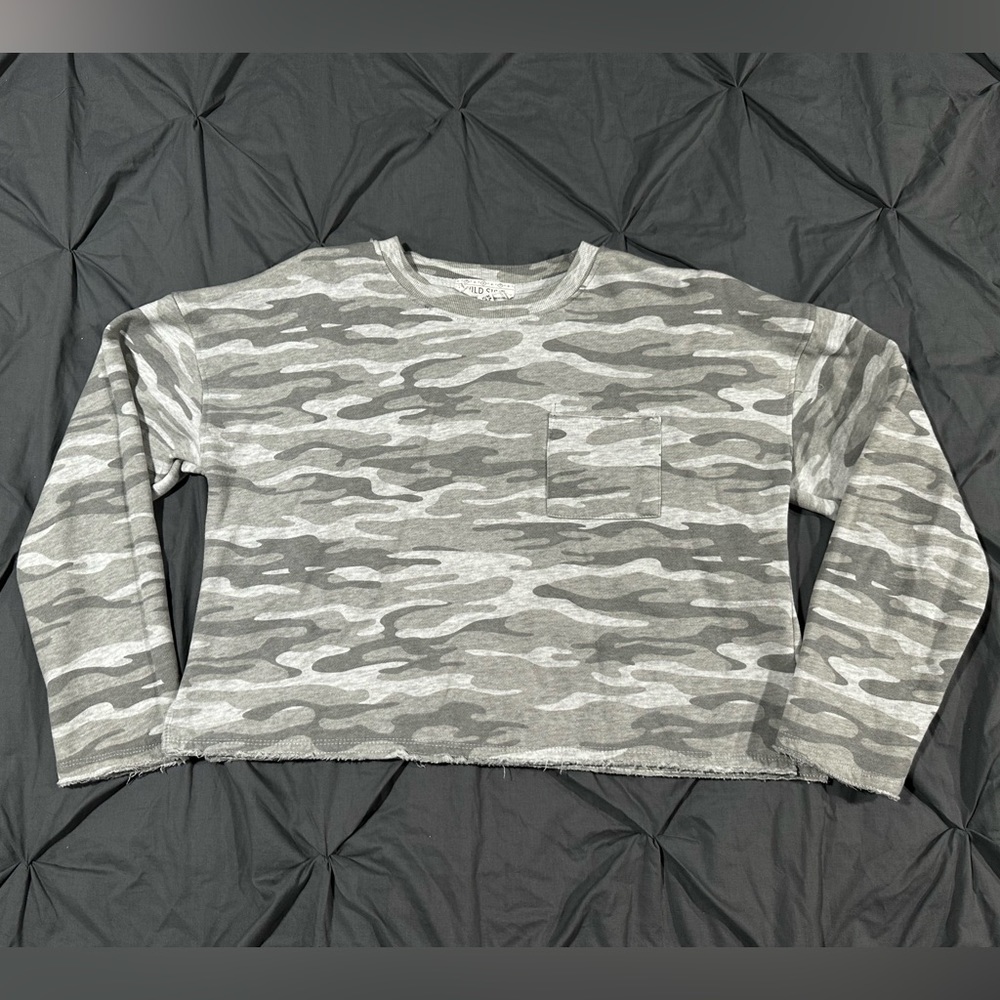 Cropped sweater